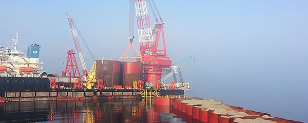 Плавучий терминал СПГ в Калининграде - Sputnik Литва