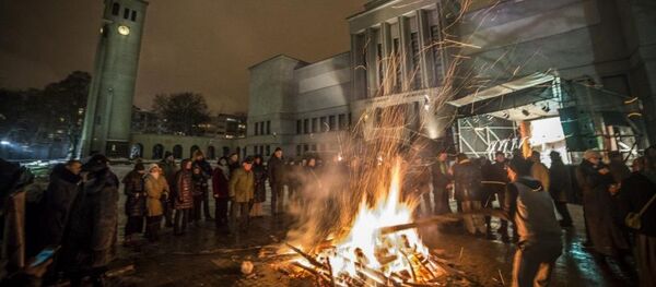 Костер в Каунасе в память о событиях 13 января - Sputnik Lietuva