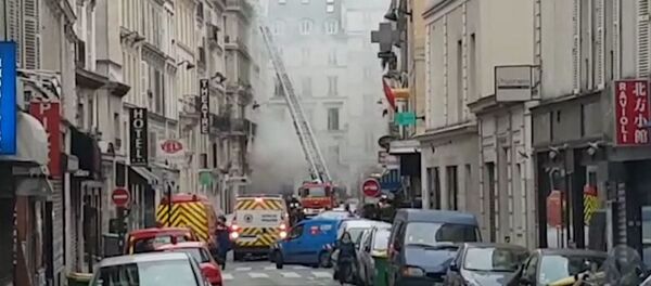 Кадры с места взрыва в Париже - Sputnik Lietuva