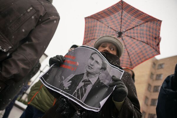 Митинг в защиту Палецкиса: три десятка неравнодушных в океане молчания Митинг в защиту Палецкиса: три десятка неравнодушных в океане молчания - Sputnik Литва