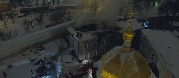 Пожар в Киево-Печерской лавре Пожар в Киево-Печерской лавре - Sputnik Литва