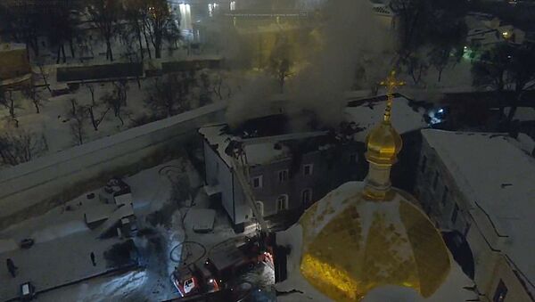 Internete pasirodė gaisro Kijevo Pečorų lauroje vaizdo įrašas - Sputnik Lietuva