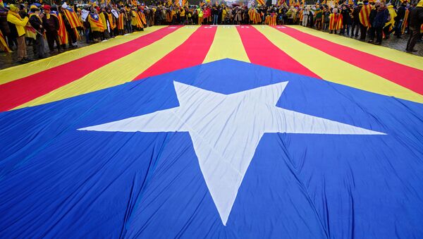Флаг Каталонии, архивное фото - Sputnik Литва