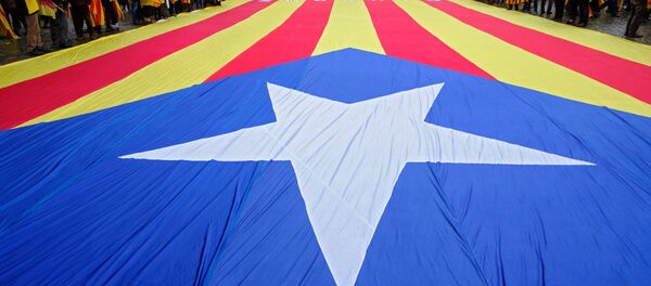 Флаг Каталонии, архивное фото - Sputnik Литва