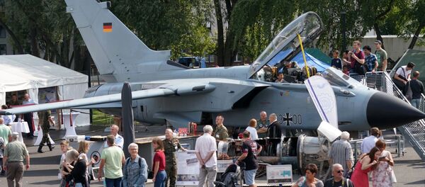 Vokietijos naikintuvas-bombonešias Tornado  - Sputnik Lietuva
