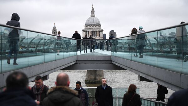 Мост тысячелетия в центре Лондона, 16 января 2019 года - Sputnik Литва