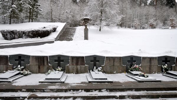 Мемориал жертвам 13 января 1991 года, архивное фото - Sputnik Литва
