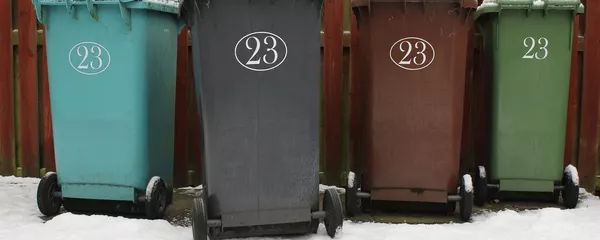 Šiukšlių konteineriai, archyvinė nuotrauka Šiukšlių konteineriai, archyvinė nuotrauka - Sputnik Lietuva