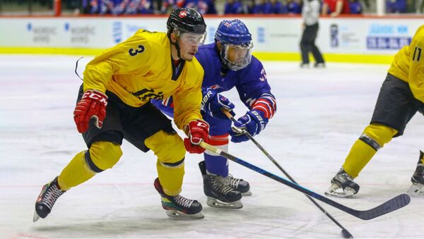 Литовские хоккеисты остались на ЧМ (U-20) вторыми  - Sputnik Литва