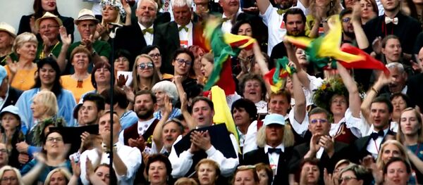 Vasario 16-ąją švęsk linksmai ir išradingai Vasario 16-ąją švęsk linksmai ir išradingai - Sputnik Lietuva