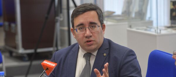 Российский историк и публицист Александр Дюков Российский историк и публицист Александр Дюков - Sputnik Литва