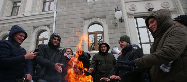 Акции с требованием включить отопление в городах Украины - Sputnik Lietuva