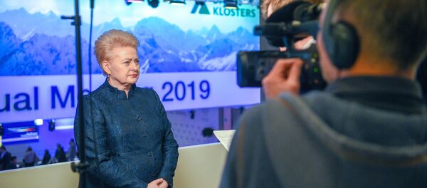 Президент Литвы Даля Грибаускайте на Всемирном экономическом форуме в Давосе Президент Литвы Даля Грибаускайте на Всемирном экономическом форуме в Давосе - Sputnik Литва