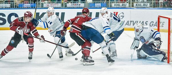 Матч Динамо-Рига - Динамо-Минск, 24 января 2019 - Sputnik Литва