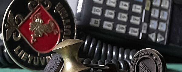 Литовская таможня, знак и печати, архивное фото Литовская таможня, знак и печати, архивное фото - Sputnik Литва