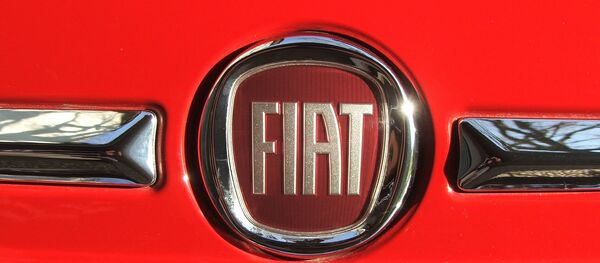 Значок автомобиля Fiat Значок автомобиля Fiat - Sputnik Литва