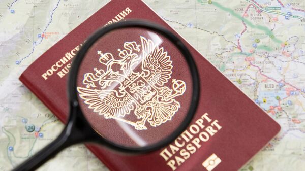 Паспорт гражданина Российской Федерации, архивное фото - Sputnik Литва