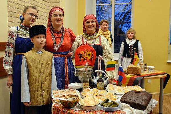 Праздник хлеба в доме национальных общин Литвы в Вильнюсе - Sputnik Литва