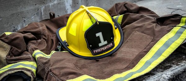 Профессия пожарный, архивное фото Профессия пожарный, архивное фото - Sputnik Литва