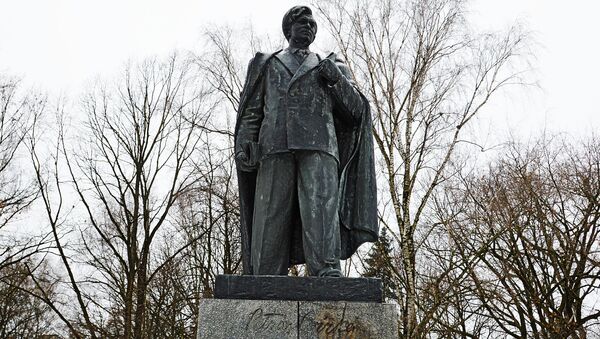 Памятник Пятрасу Цвирке в Вильнюсе, архивное фото - Sputnik Lietuva