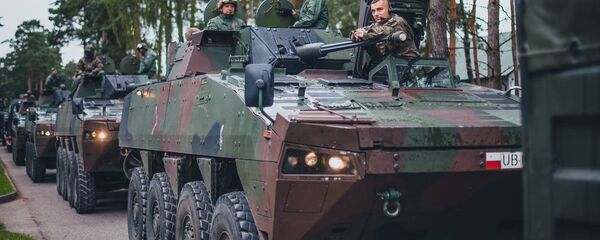 3-й батальон 69-го вооруженного полка из Польши на бронированной технике ROSOMAK 3-й батальон 69-го вооруженного полка из Польши на бронированной технике ROSOMAK - Sputnik Lietuva