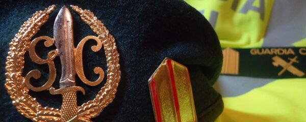 Берет испанского полицейского - Sputnik Литва