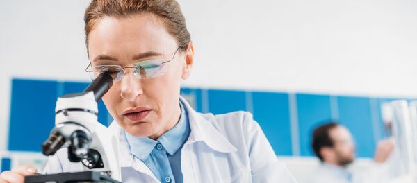 Женщина ученый, архивное фото - Sputnik Литва