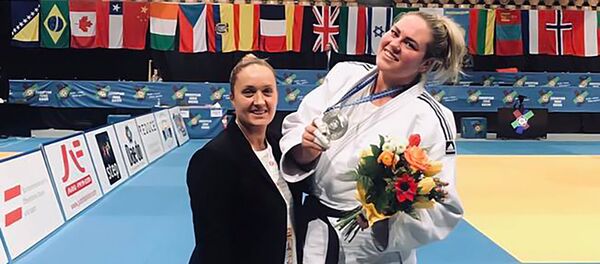 Санта Пакените в австрийском Оберварте завоевала серебро в весовой категории 78 кг - Sputnik Литва