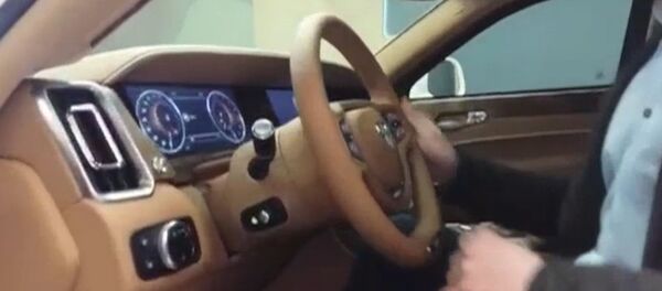 Aurus изнутри: опубликовано видео из салона президентского лимузина Aurus изнутри: опубликовано видео из салона президентского лимузина - Sputnik Lietuva