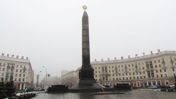Площадь Победы в Минске зимой, архивное фото - Sputnik Lietuva