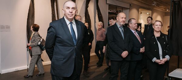 Чрезвычайный и полномочный посол Литвы в России Ремигиюс Мотузас на выставке Extension.lt в Москве Чрезвычайный и полномочный посол Литвы в России Ремигиюс Мотузас на выставке Extension.lt в Москве - Sputnik Lietuva