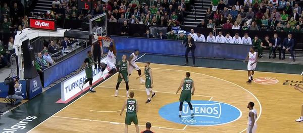 Долгожданная победа Жальгириса в Евролиге Долгожданная победа Жальгириса в Евролиге - Sputnik Литва