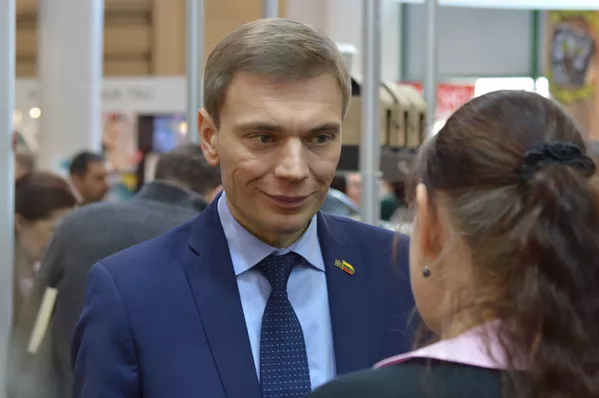 В выставочном центре Litekspo в Вильнюсе прошла традиционная книжная ярмарка В выставочном центре Litekspo в Вильнюсе прошла традиционная книжная ярмарка - Sputnik Lietuva