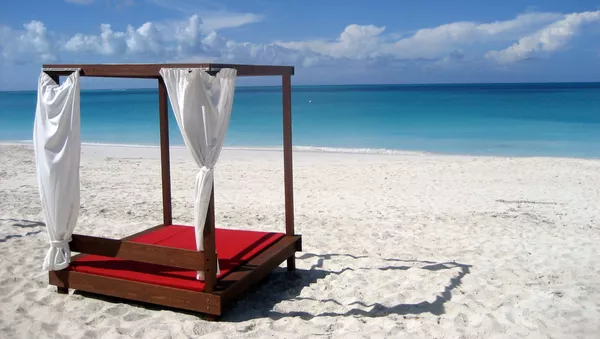 Пляж Grace Bay в Теркс и Кайкос, Карибы - Sputnik Lietuva