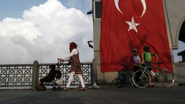 Жители Стамбула в повседневной жизни - Sputnik Lietuva