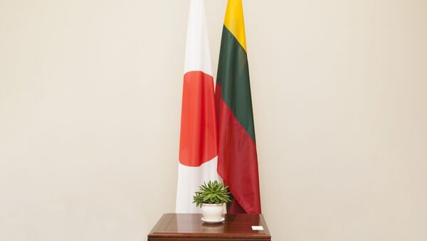 Флаги Японии и Литвы, архивное фото - Sputnik Литва