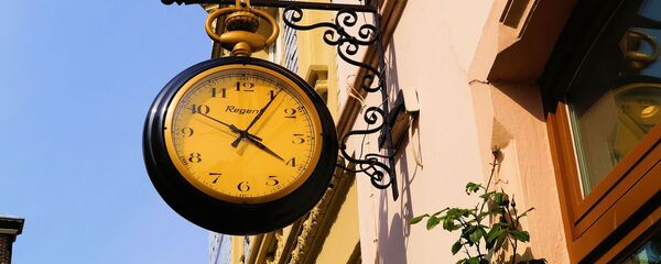 Городские часы, архивное фото Городские часы, архивное фото - Sputnik Lietuva