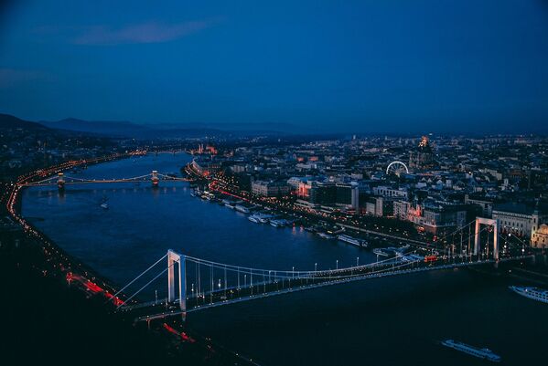 Река Дунай в Будапеште, Венгрия - Sputnik Литва