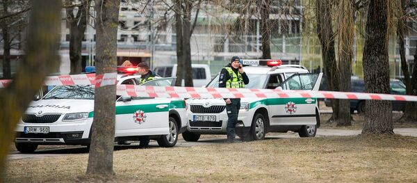 В гимназии в Вильнюсе обнаружили взрывное устройство - Sputnik Литва