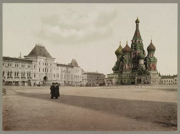 Красная площадь в Москве, одна из первых цветных фотографий России Красная площадь в Москве, одна из первых цветных фотографий России - Sputnik Lietuva