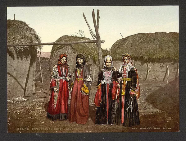 Татарки, одна из первых цветных фотографий России Татарки, одна из первых цветных фотографий России - Sputnik Lietuva