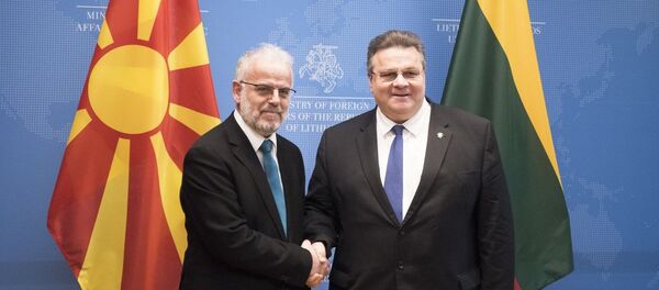 Šiaurės Makedonijos Respublikos Asamblėjos Pirmininkas Talatas Džaferis ir užsienio reikalų ministras Linas Antanas Linkevičius Šiaurės Makedonijos Respublikos Asamblėjos Pirmininkas Talatas Džaferis ir užsienio reikalų ministras Linas Antanas Linkevičius - Sputnik Lietuva