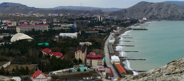 Вид на город Судак с территории музея-заповедника Судакская крепость, архивное фото - Sputnik Lietuva