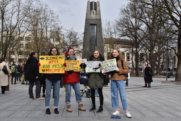 Общественная акция в Вильнюсе посвященная экологии и глобальному потеплению - Sputnik Lietuva