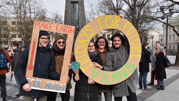 Общественная акция в Вильнюсе посвященная экологии и глобальному потеплению - Sputnik Литва