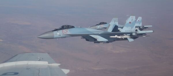 Rusijos gynybos ministerijos vadovo skrydis virš Sirijos - Sputnik Lietuva