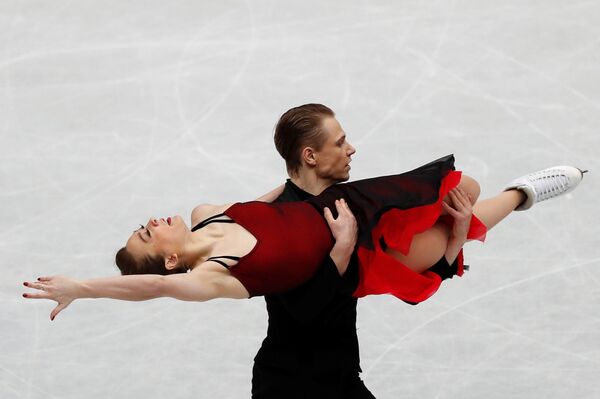 Литовские фигуристы на ЧМ в Японии превзошли сами себя - Sputnik Литва