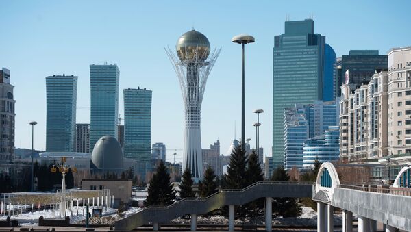 Монумент Астана-Байтерек в Астане, архивное фото - Sputnik Литва