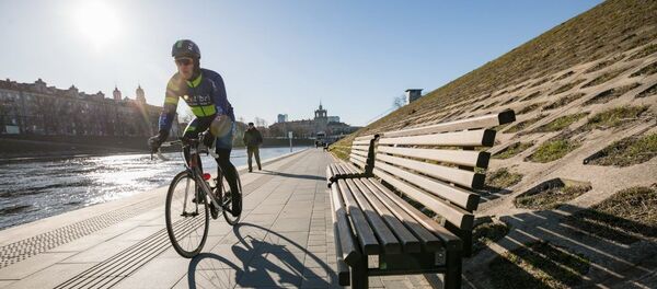 Atnaujinta Neries krantinė Atnaujinta Neries krantinė - Sputnik Lietuva