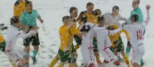 Baltarusijos ir Lietuvos jaunimo komandų futbolininkai susipešė aikštelėje
Baltarusijos ir Lietuvos jaunimo komandų futbolininkai susipešė aikštelėje
- Sputnik Lietuva